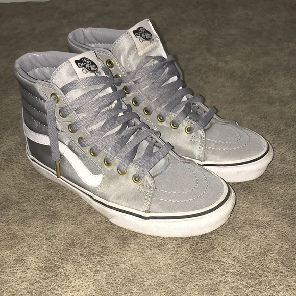 Gray High Top Vans Unisex Sz 6.5 men’s Sz 8 women’s
